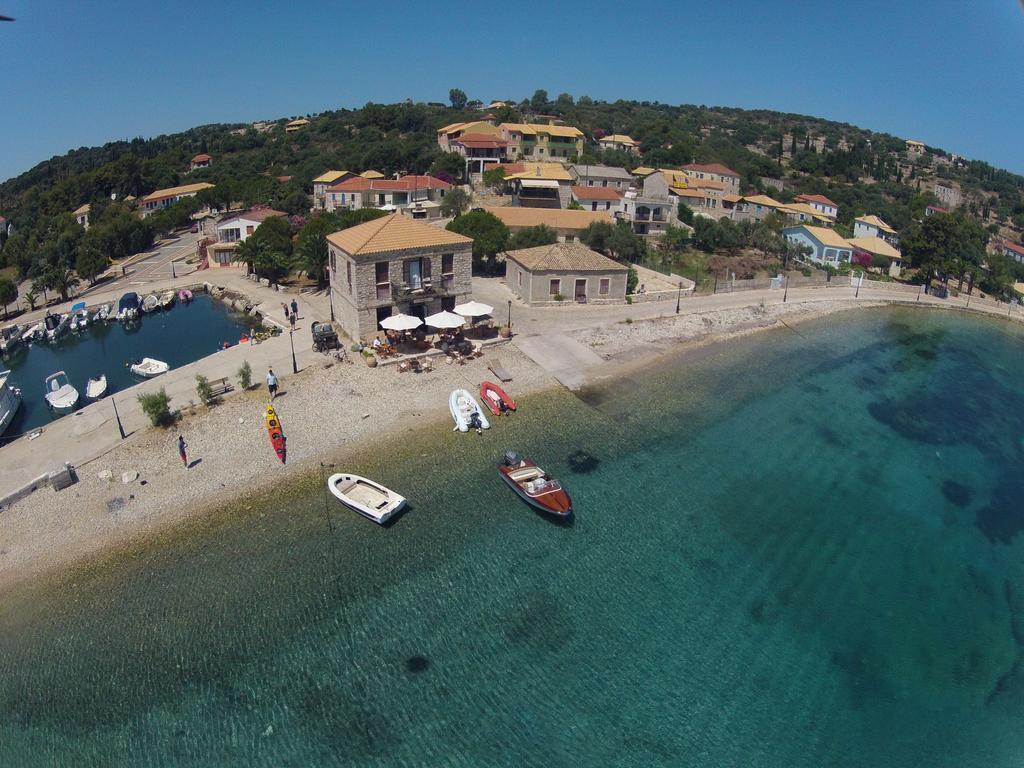 Villa Tati Kastos Luaran gambar