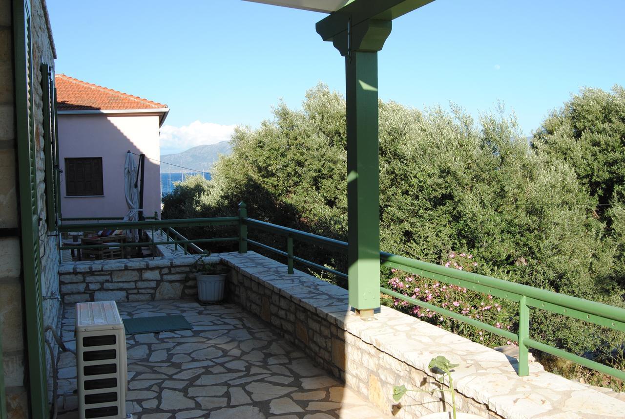 Villa Tati Kastos Luaran gambar