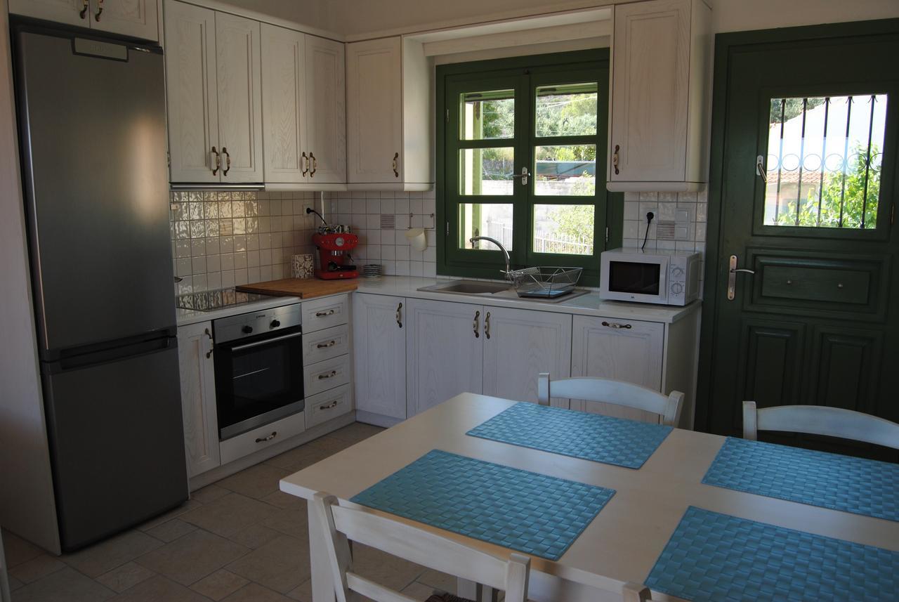 Villa Tati Kastos Luaran gambar