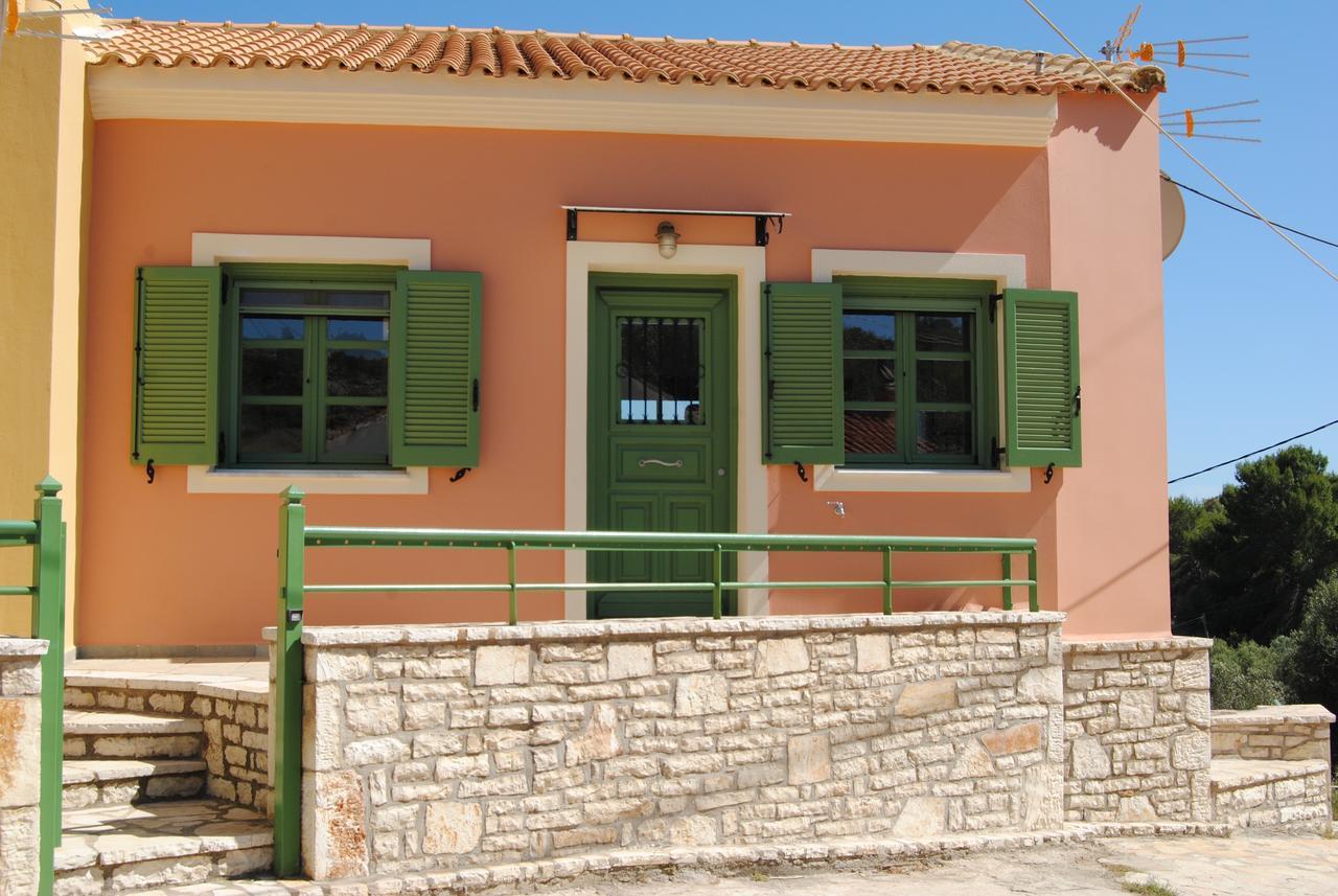 Villa Tati Kastos Luaran gambar